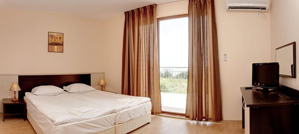 Vemara Club And - Free Parking And Free Access Бяла