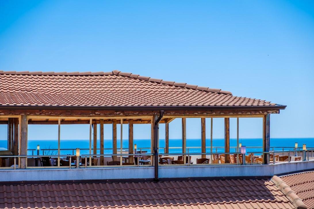 Vemara Club And - Free Parking And Free Access 3*